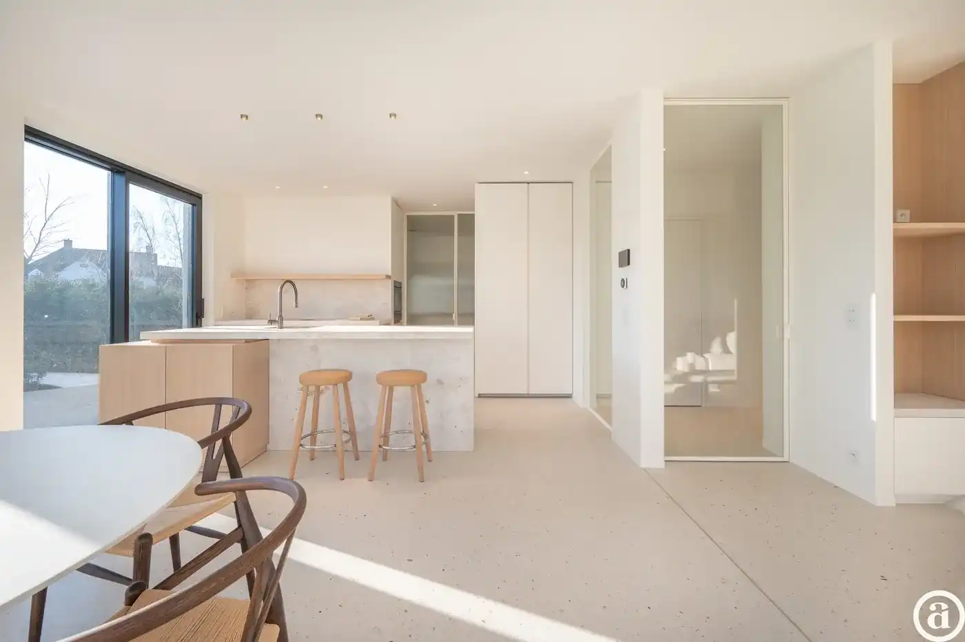 Instapklare nieuwbouwvilla met 5 slaapkamers en zuidgerichte tuin.  foto 8