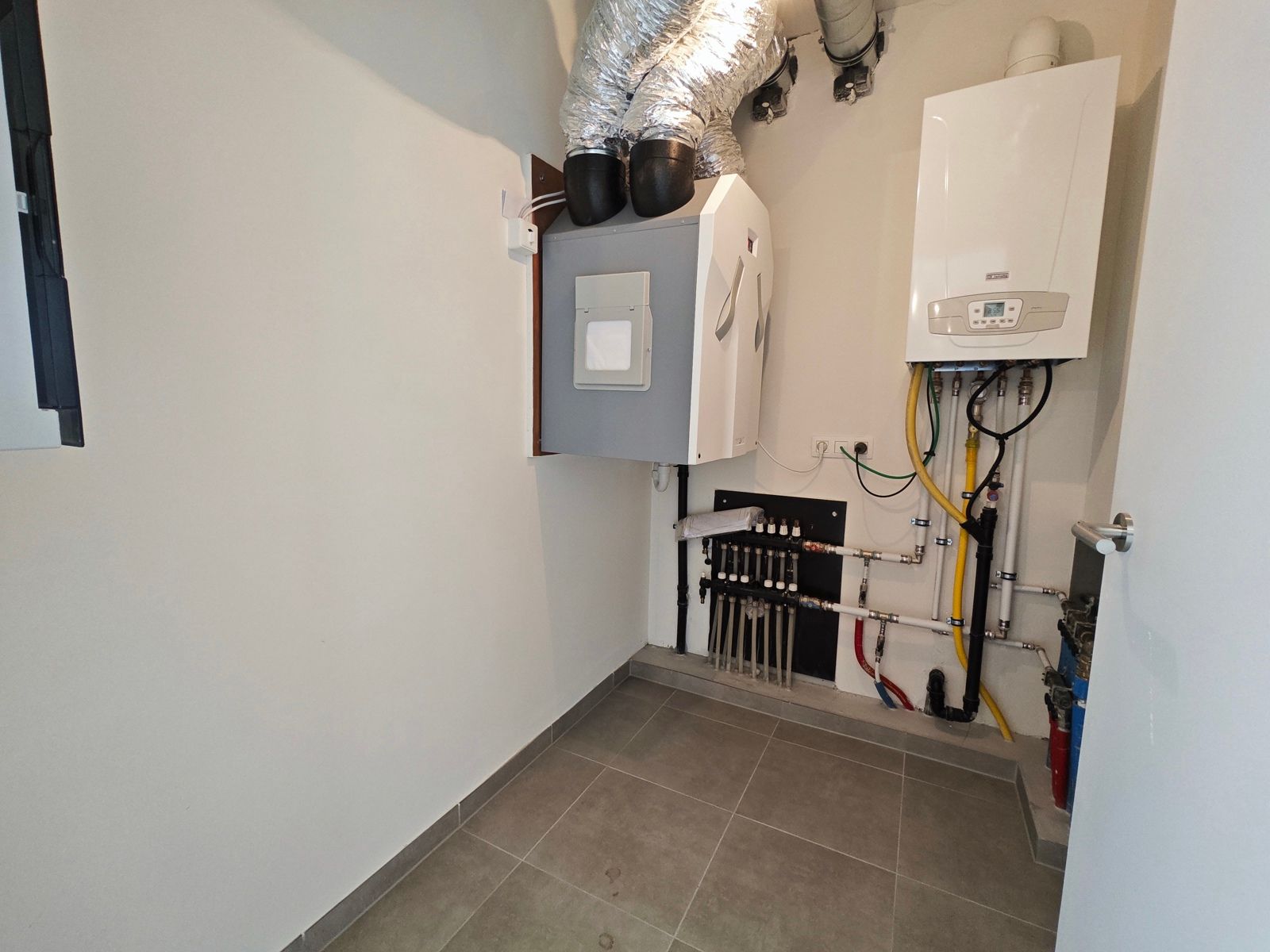 Nieuwappartement met open zicht te Veldegem foto 4