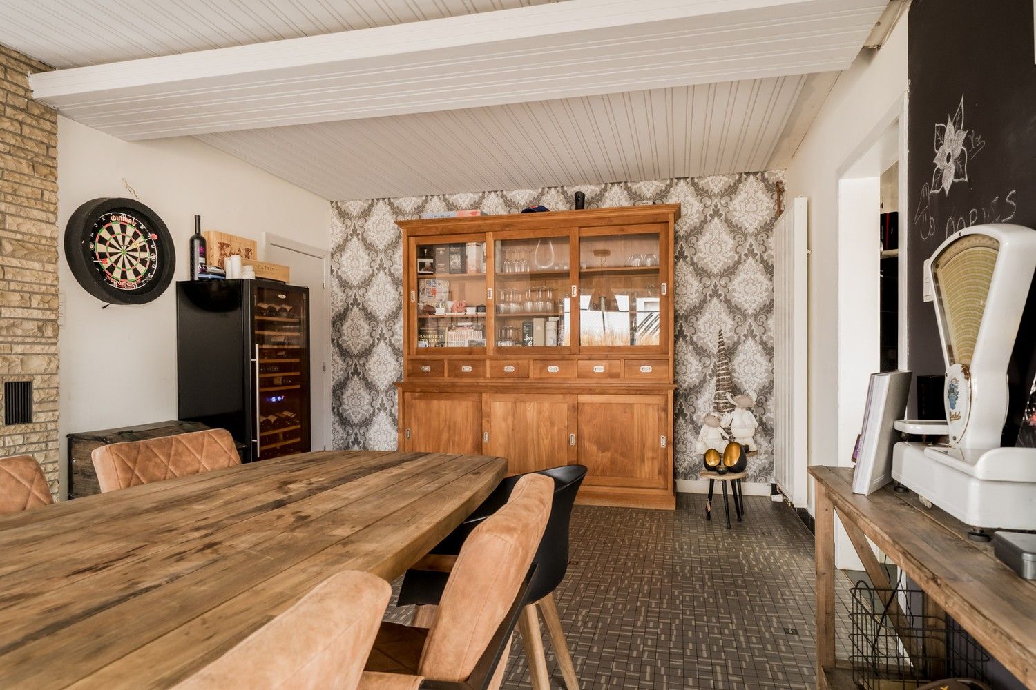 Halfopen bebouwing met ruime garage en prachtig uitzicht op de velden foto 8