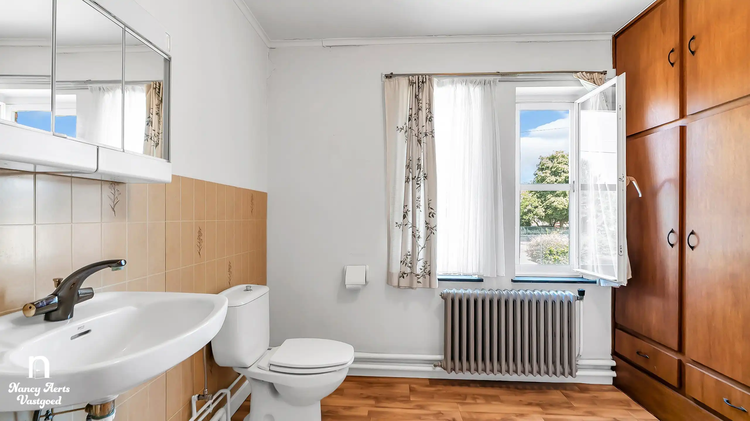 Woning op 1.287 m² met zuidtuin en renovatiepotentieel foto 21