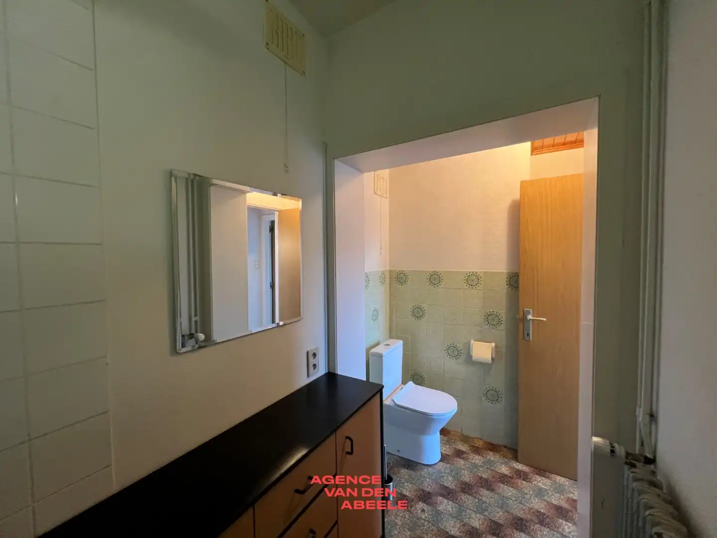 Opbrengsteigendom bestaande uit 2 appartementen met garage foto 9