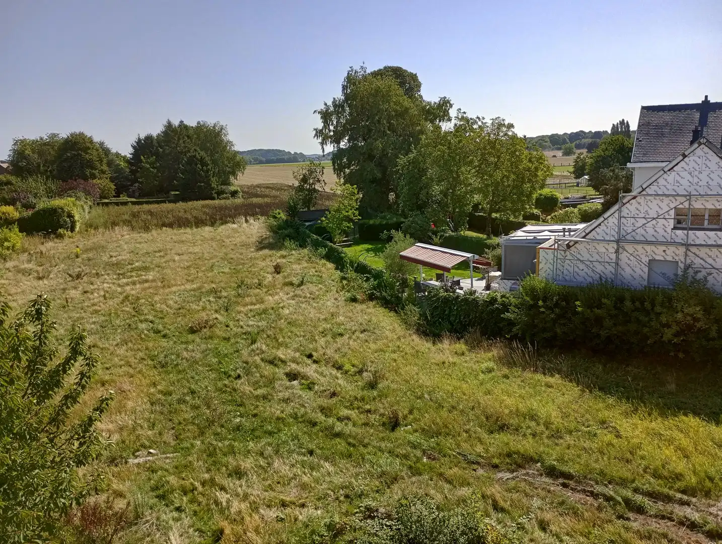 Te koop: prachtig perceel bouwgrond met tuin – uitstekende ligging nabij Brussel en Leuven foto {{pictureIndex}}