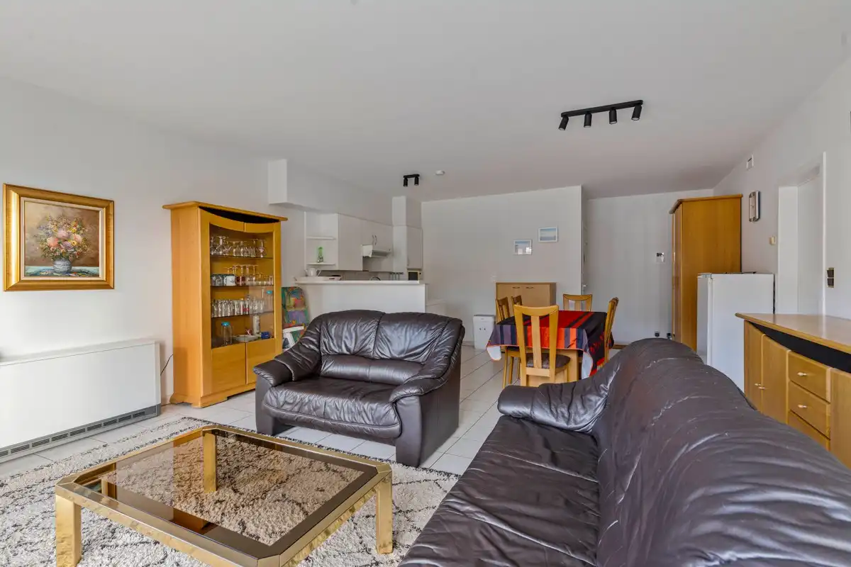 Ruim appartement met twee slaapkamers te koop in Koksijde. foto 5