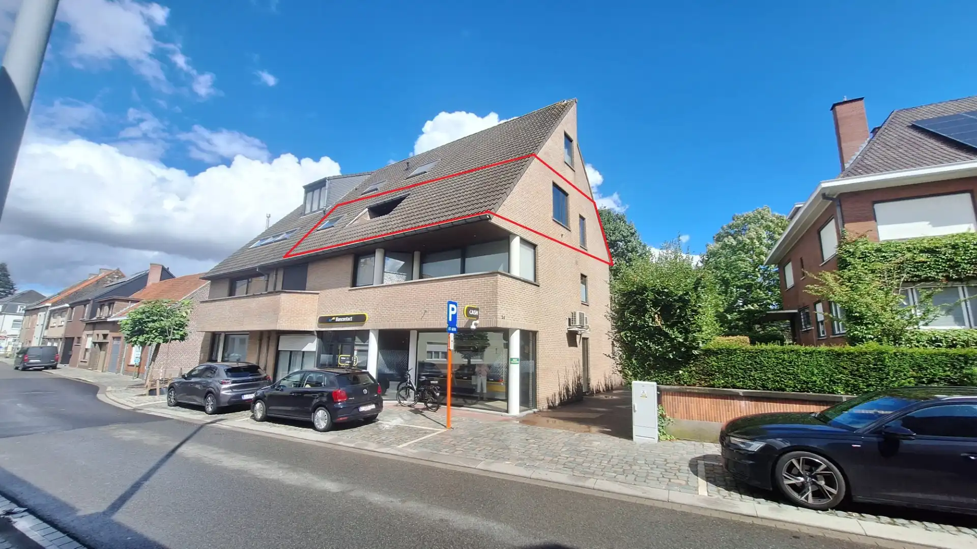 Appartement te koop foto {{pictureIndex}}