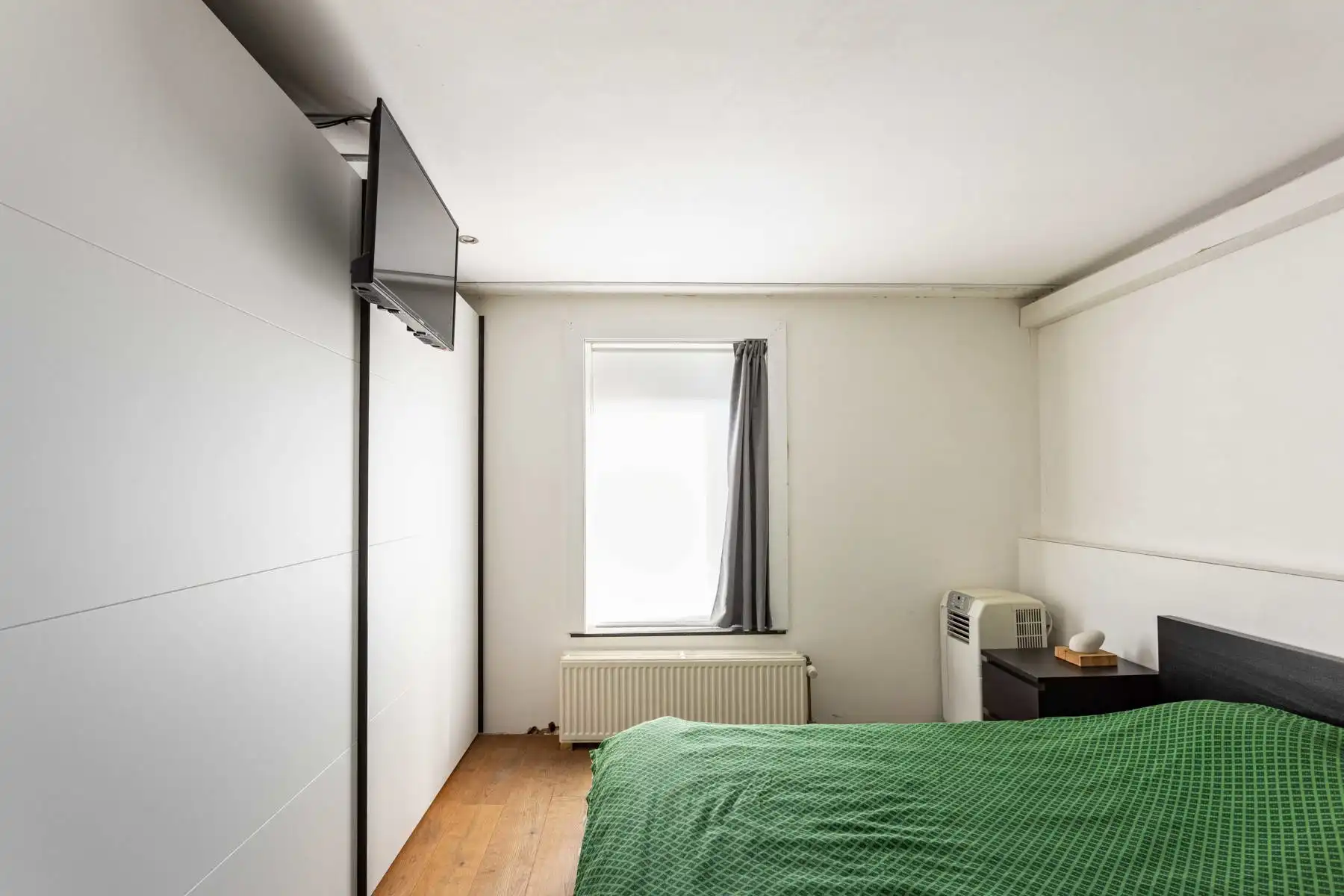 Instapklare woning met 3 slaapkamers en zwembad! foto 25