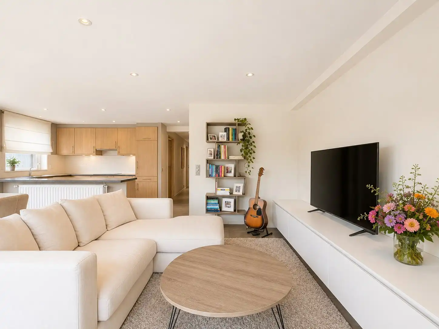 Appartement met veel licht en open zichten te Heist foto 2