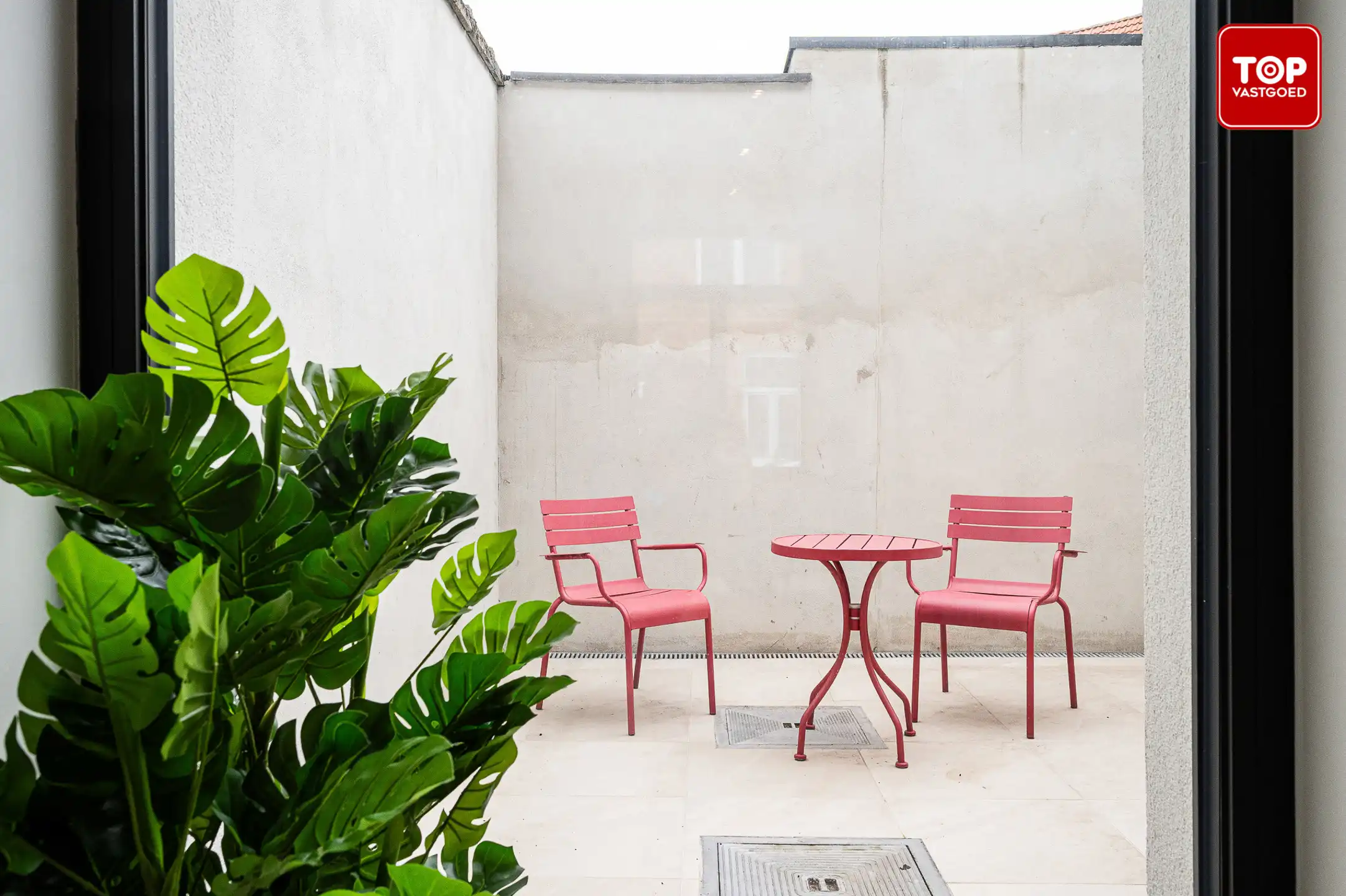 Instapklare, gerenoveerde woning met 3 slaapkamers en terras nabij het centrum van Gent foto 26