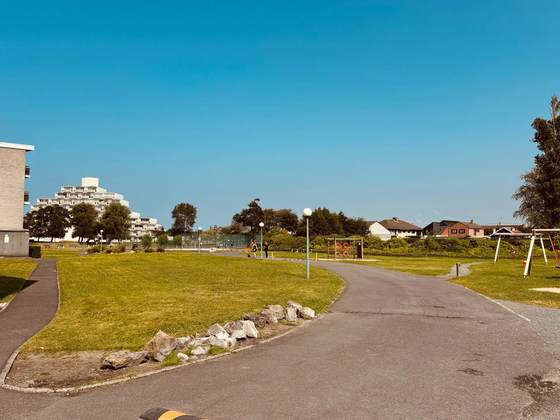 Heel verzorgd appartement met één slaapkamer, gelegen in Vosseslag - De Haan). foto 9