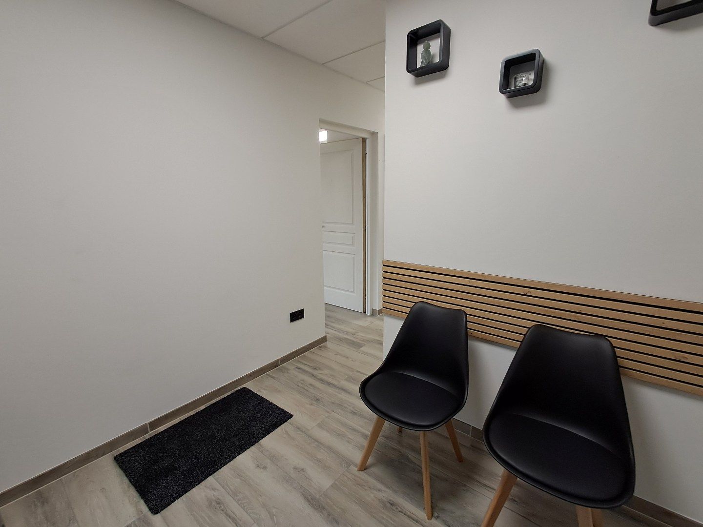 Instapklare polyvalente ruimte te Sijsele! foto 3