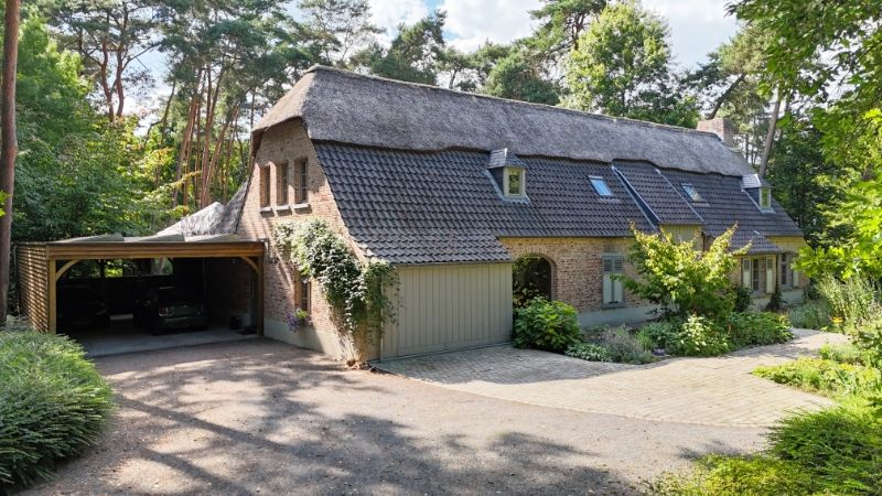 Exclusieve stijlvolle villa van 480m² op 41 are foto 2