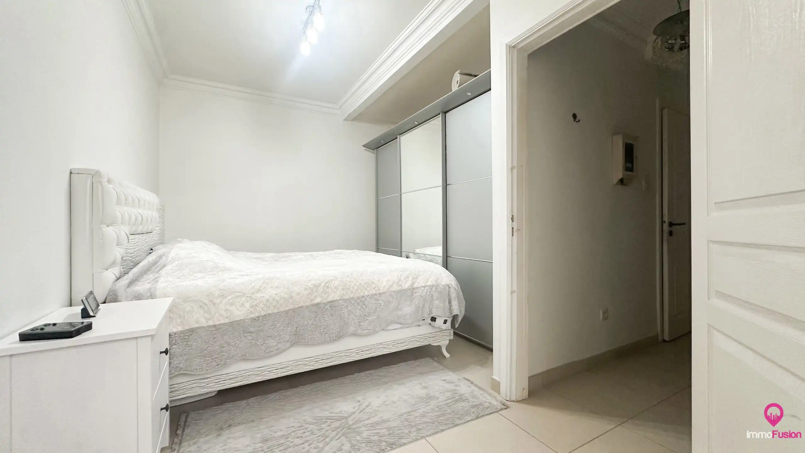  Handelspand met gerenoveerd appartement en kangoeroewoning! foto 10