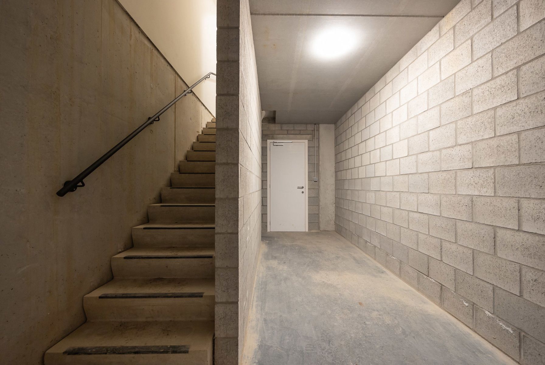 Stijlvol wonen in de schaduw van de St-Michielskerk. foto 16