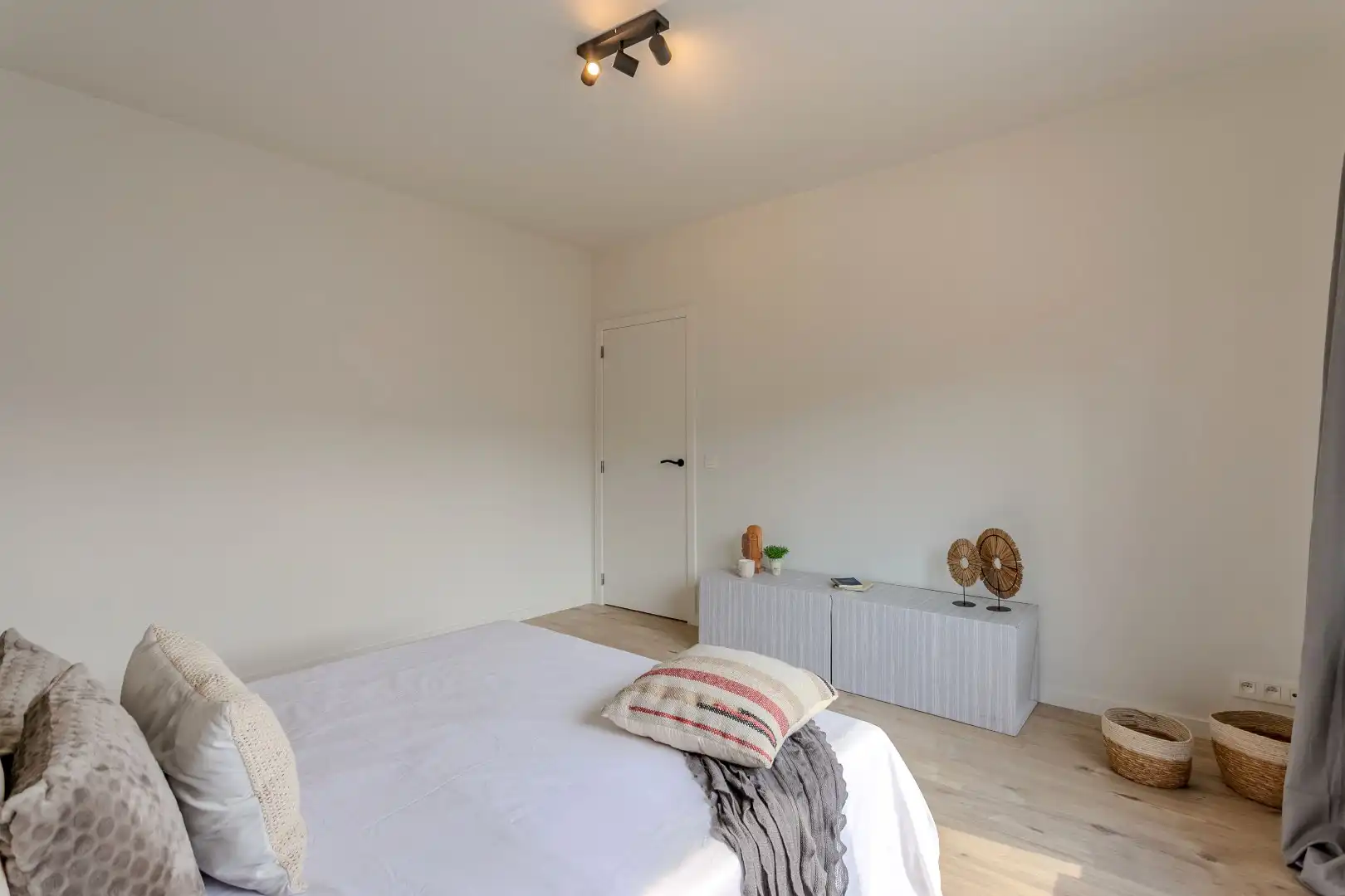 Gerenoveerde woning (EPC B) met 3 slpks (5 mogelijk) garage en tuin in een rustige straat te Lembeek foto 24