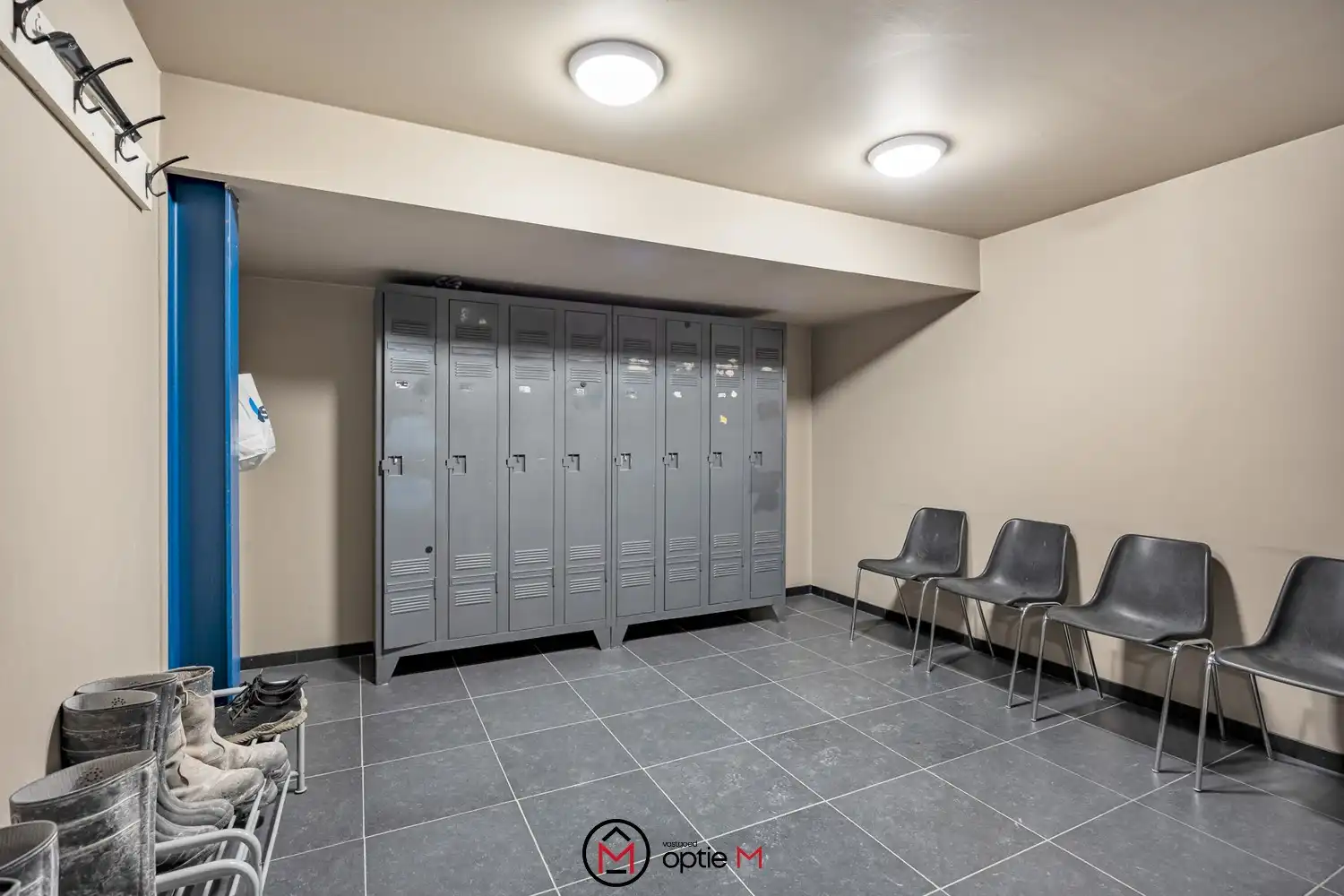 Werkplaats met loods en kantoor te koop in Bilzen foto 15