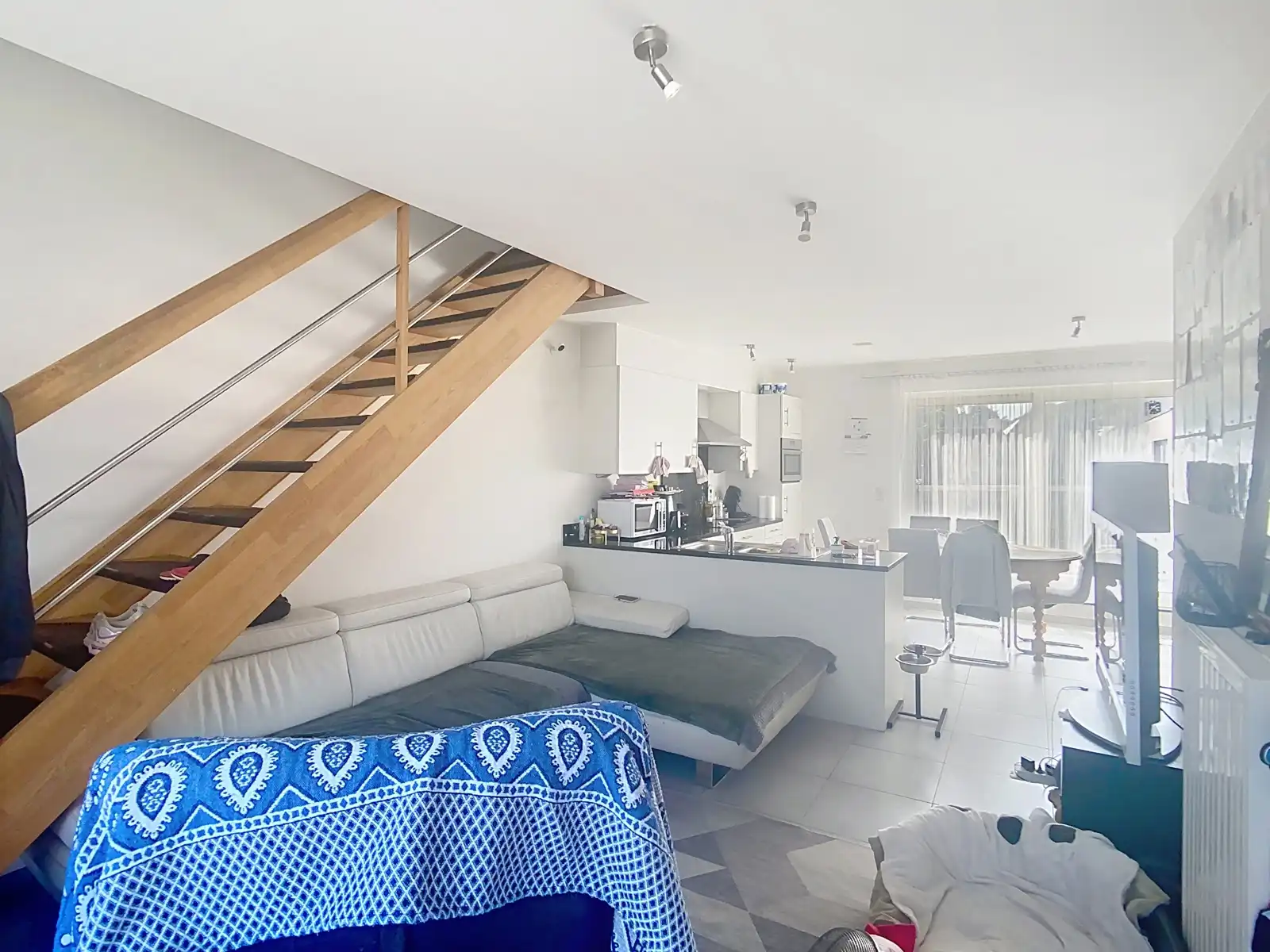 Appartement te huur foto {{pictureIndex}}