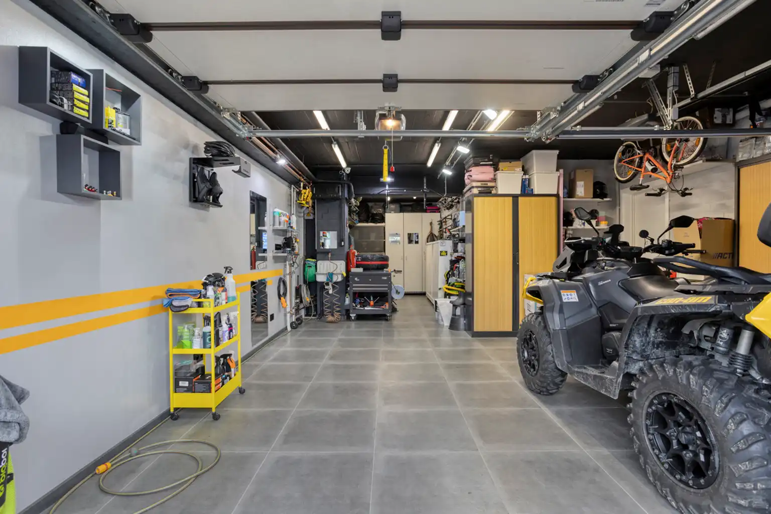 Perfect instapklaar 2-slaapkamerappartement met garage  foto 21