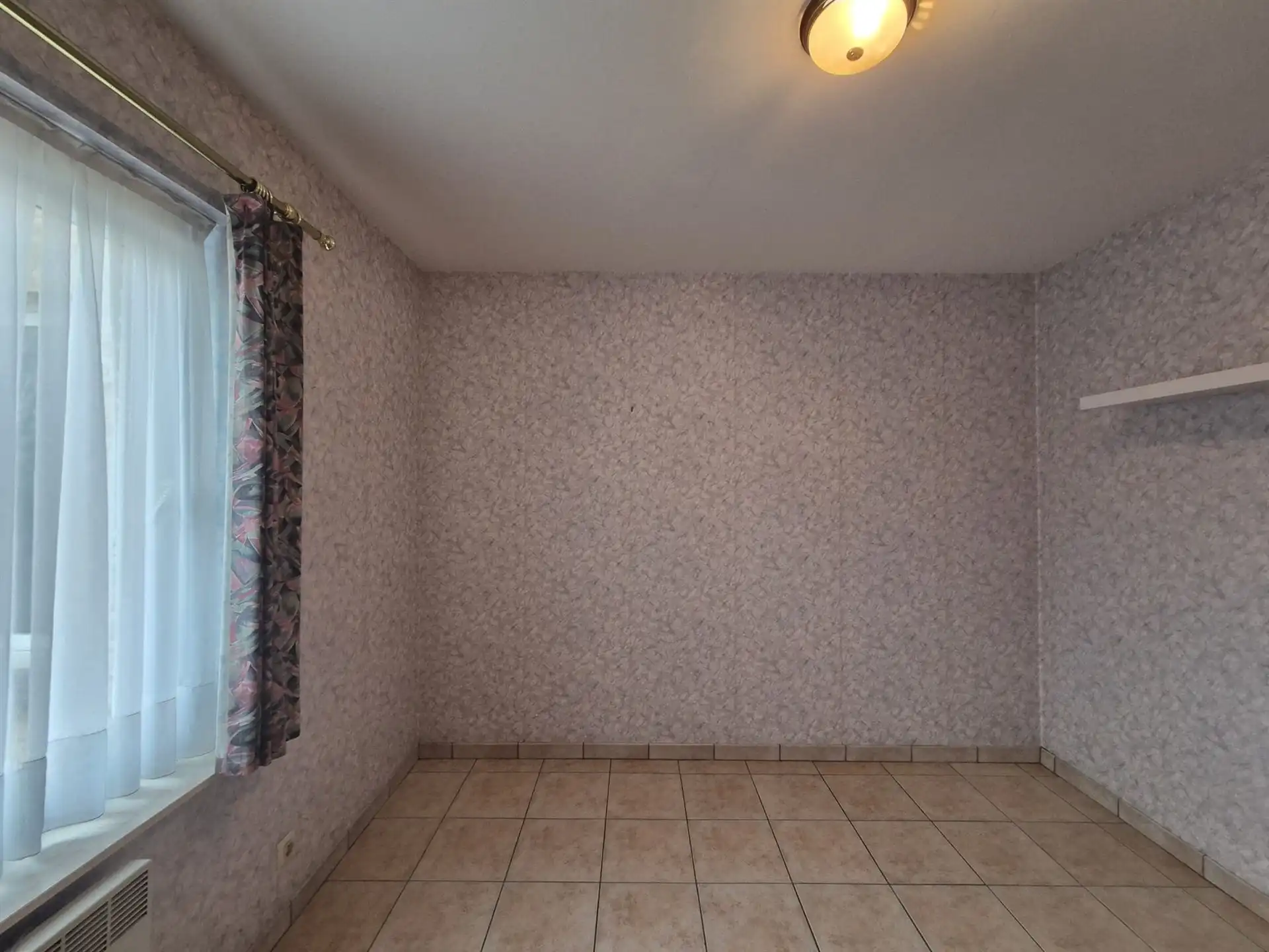 Ruim appartement met garage gelegen op het eerste verdiep vlakbij de Warande. foto 18