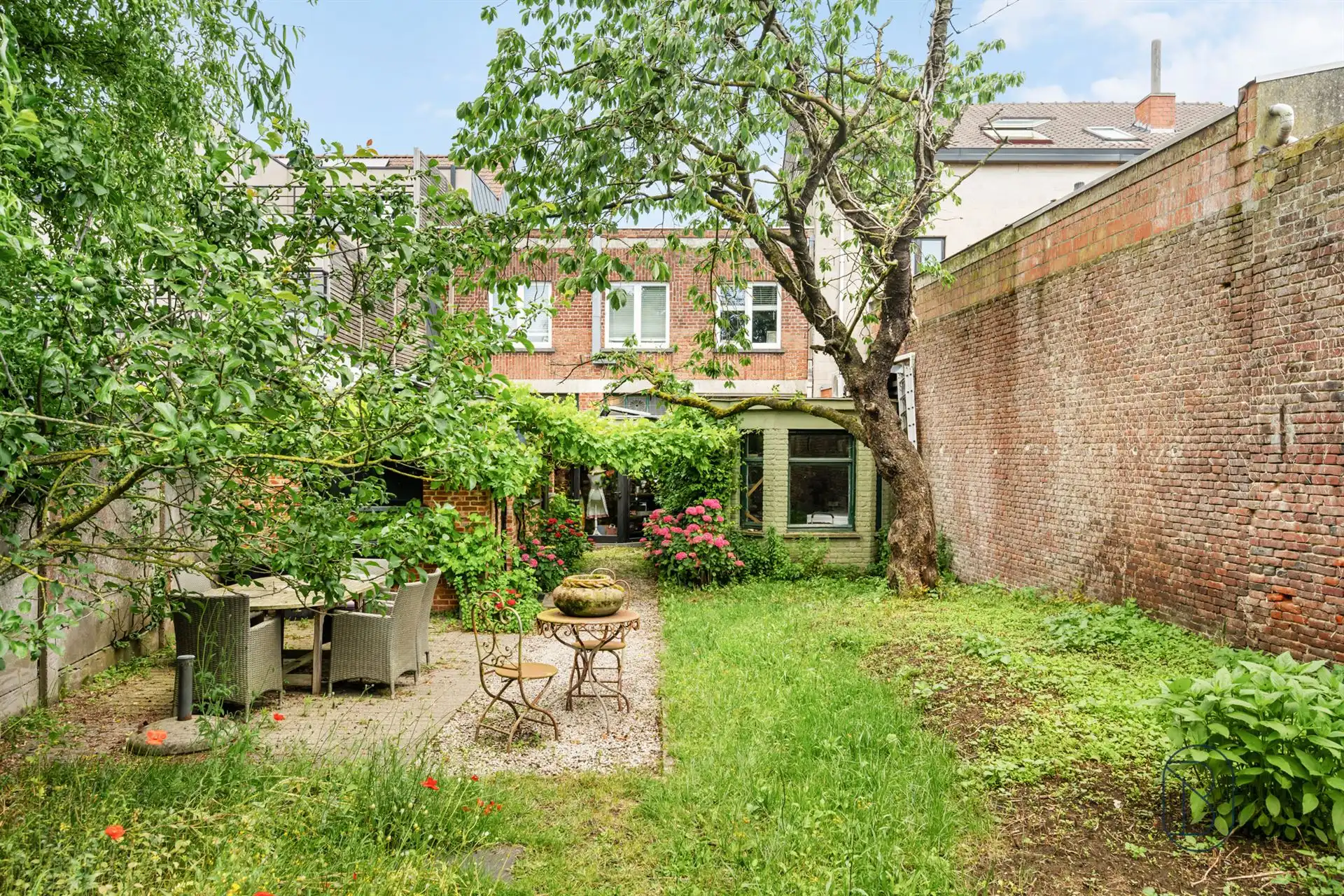 Charmant handelspand met achterliggende nieuwbouwwoning foto 29