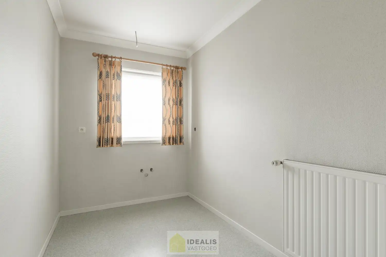 INSTAPKLARE HANDELSRUIMTE VAN MAAR LIEFST +- 410M² MET RIANTE WONING OP SCHITTERENDE COMMERCIËLE ZICHTLOCATIE!! foto 60