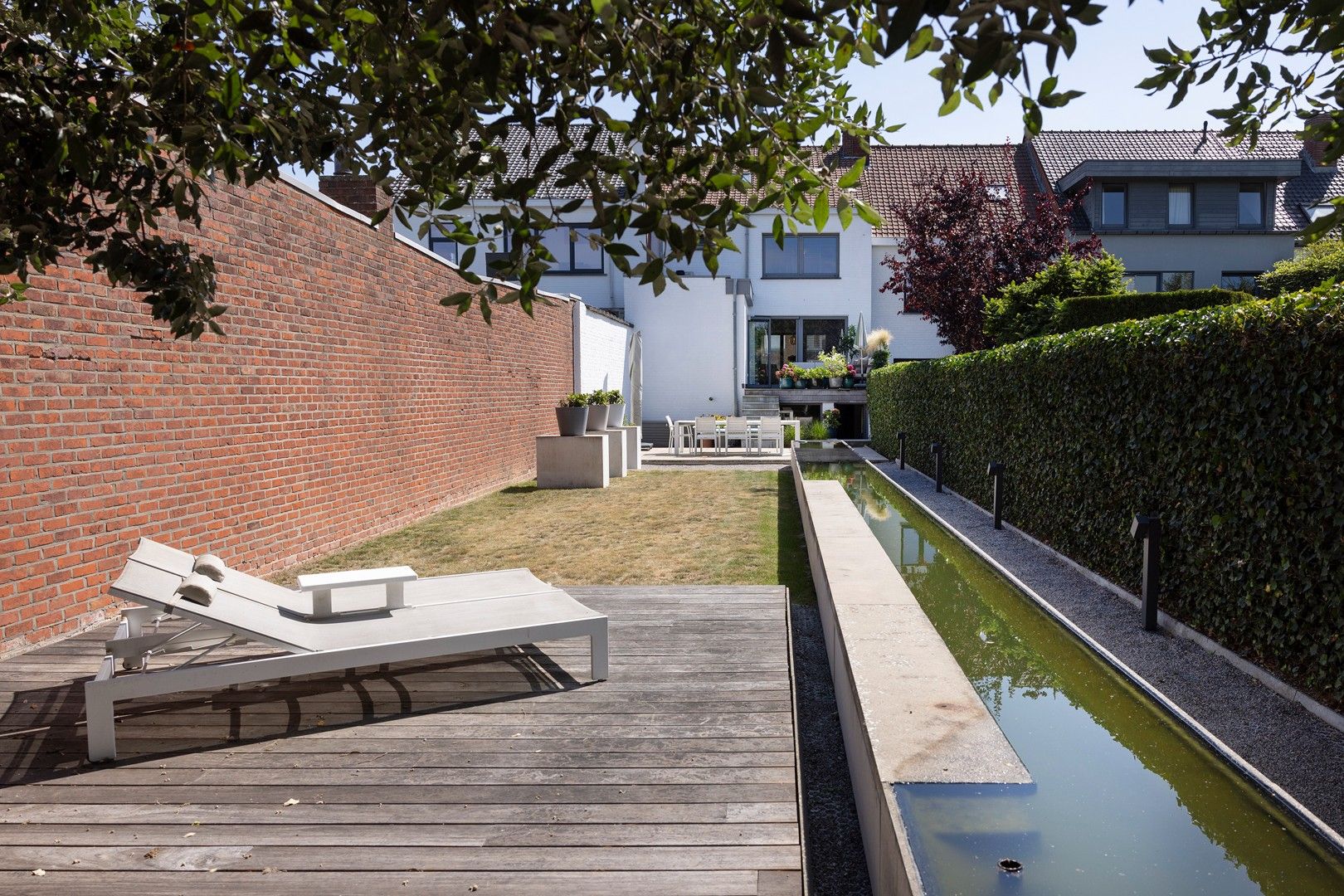 Strak ingerichte & instapklare burgerwoning. foto 16