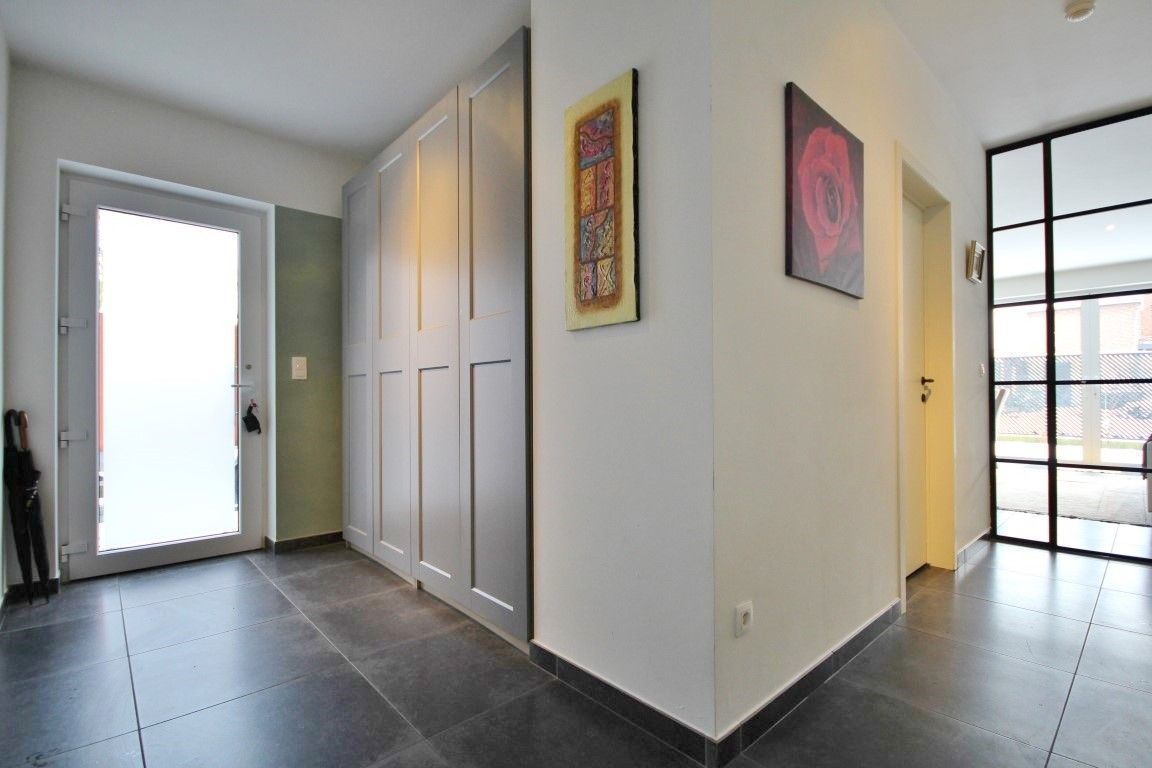 Gelijkvloers appartement te huur in Heers foto 5