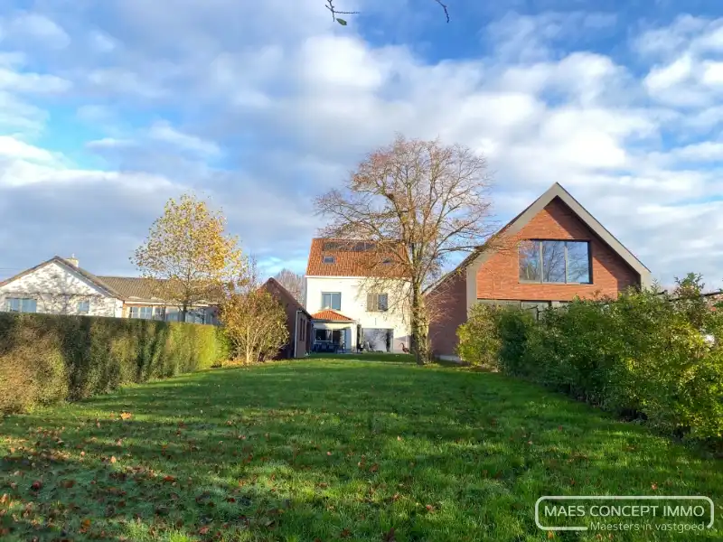 Prachtig gerenoveerde woning  te huur in Gijzelbrechtegem foto 24