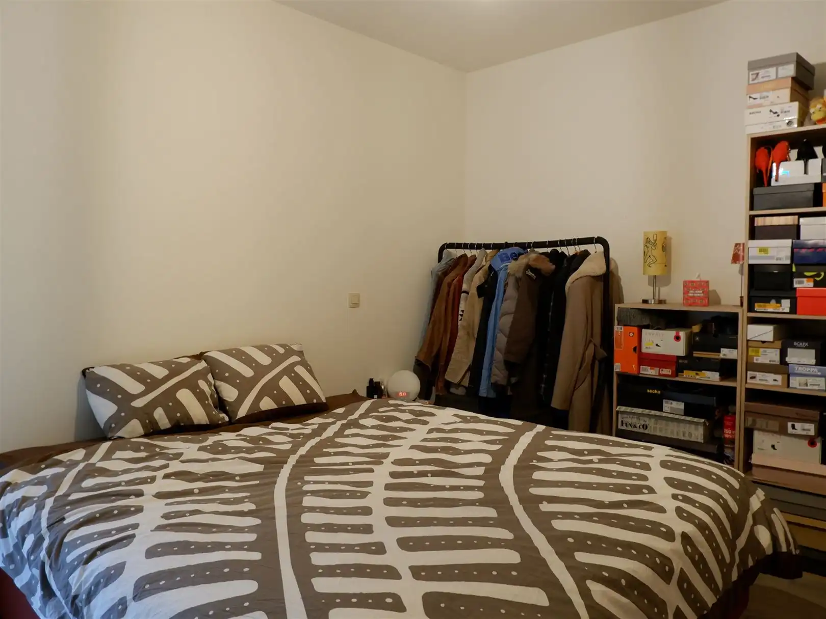 Luxe nieuwbouw-appartement met 1 slpk en staanplaats in centrum Sint-Truiden. foto 11