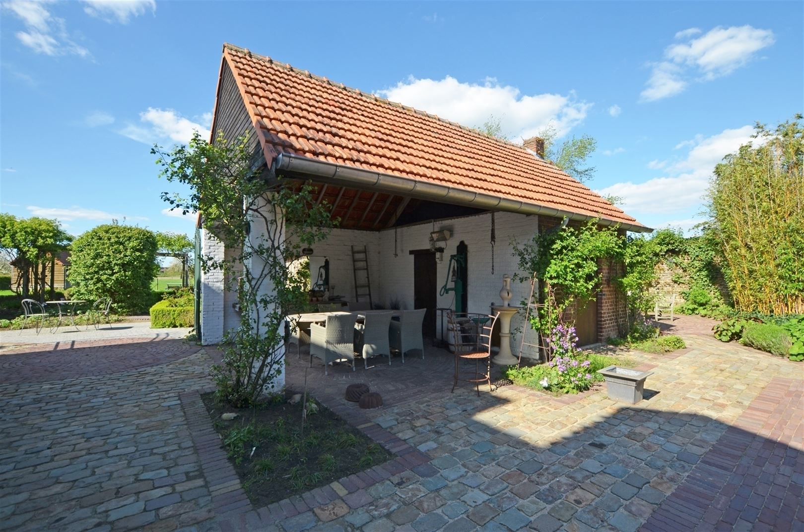 Landelijk gelegen vierkantshoeve op ±1.4Ha foto 33