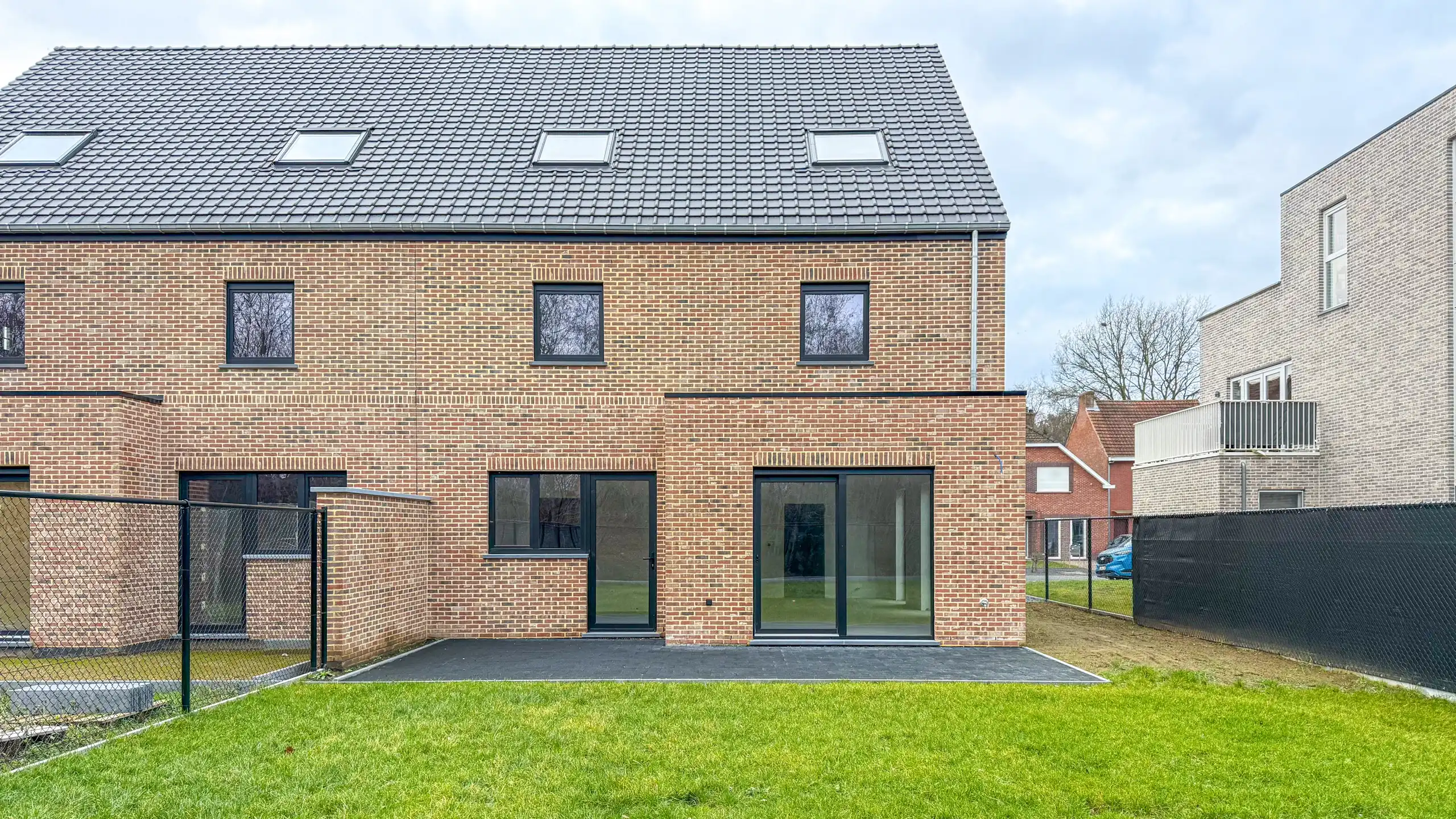 Volledig afgewerkte landelijke woning aan 2% Registratie! foto 41