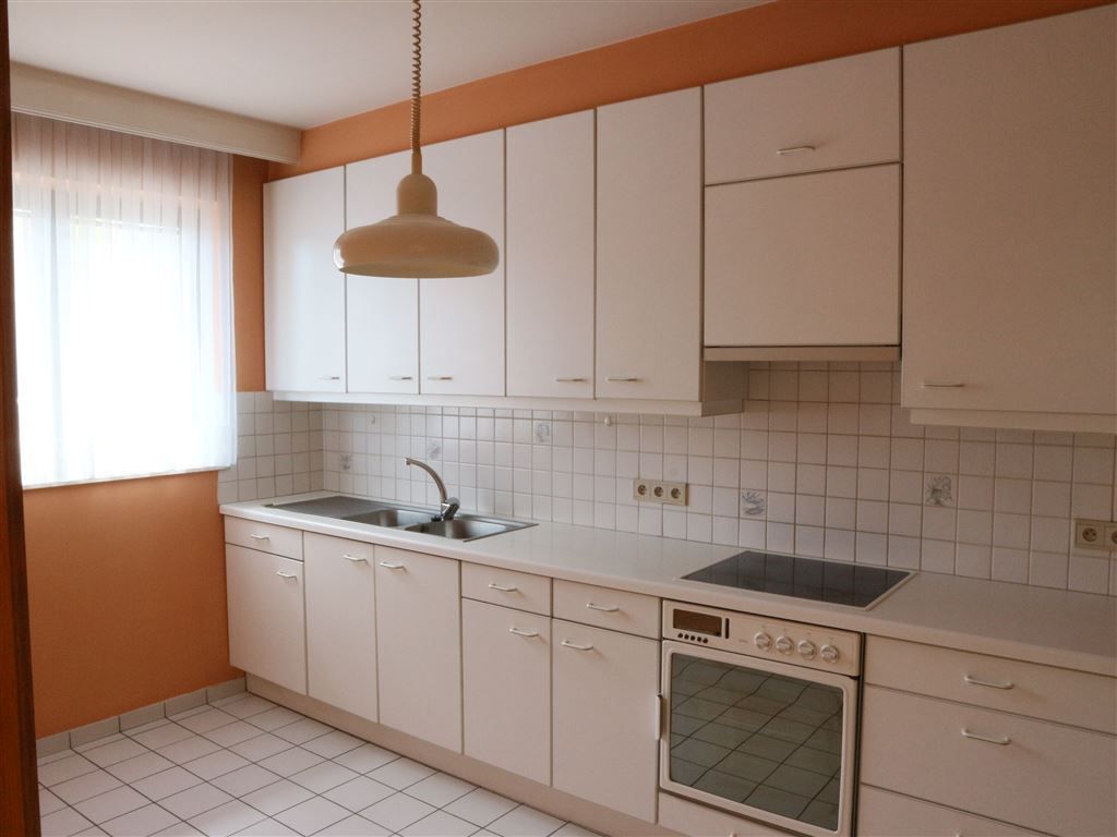 Ruim appartement op 1e verdieping met lift foto 6