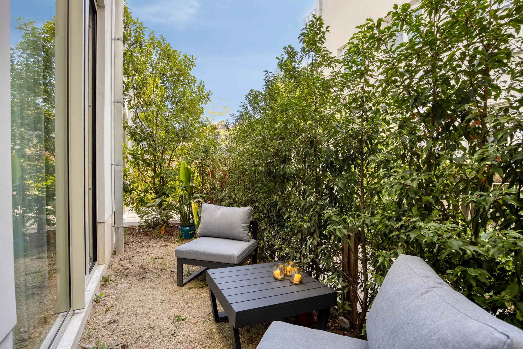 Verborgen parel: gelijkvloers appartement met terras foto 17