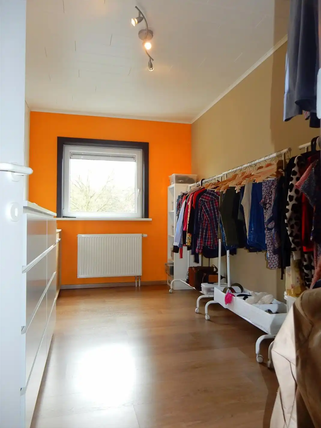 Gezellig en ruim appartement met zonnig terras te Varsenare foto 13