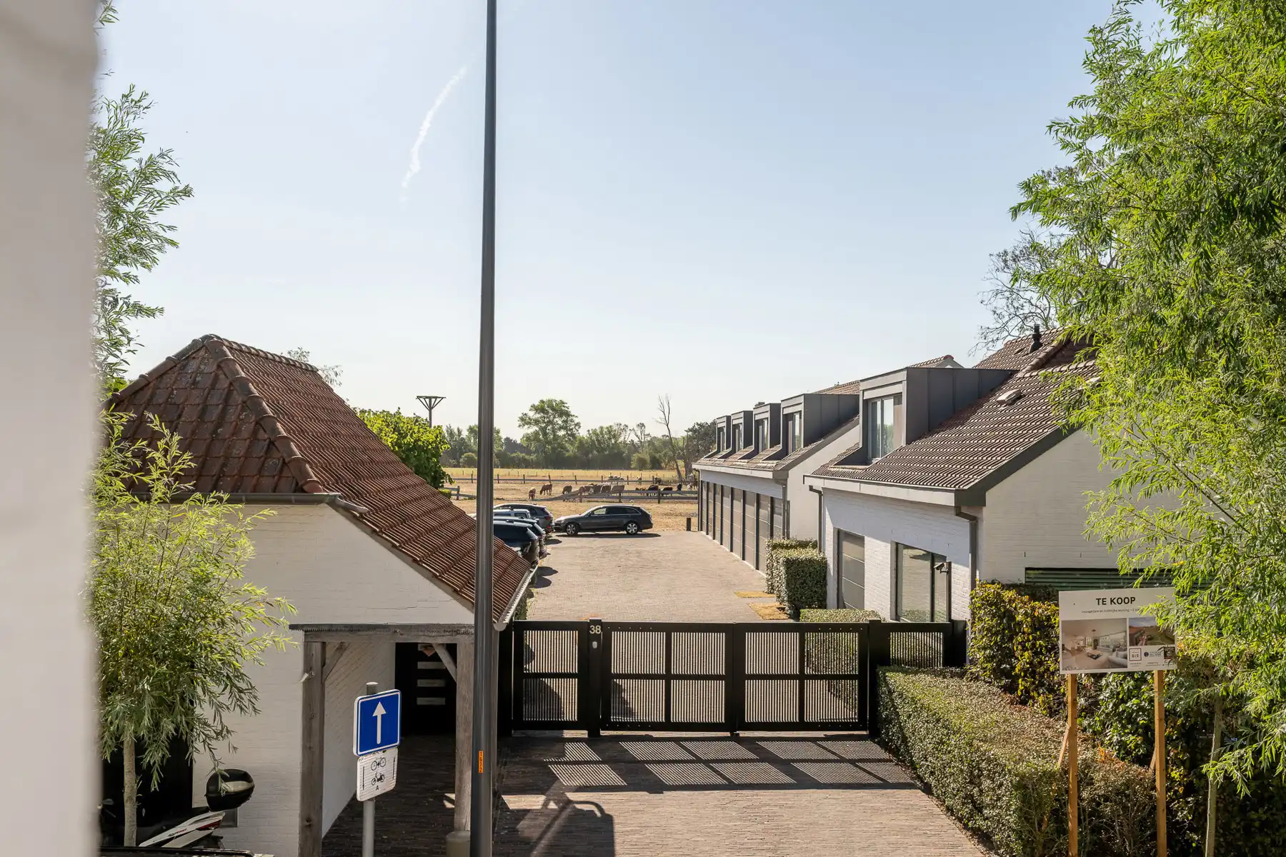 Charmante woning met weids zicht over de polders foto 2