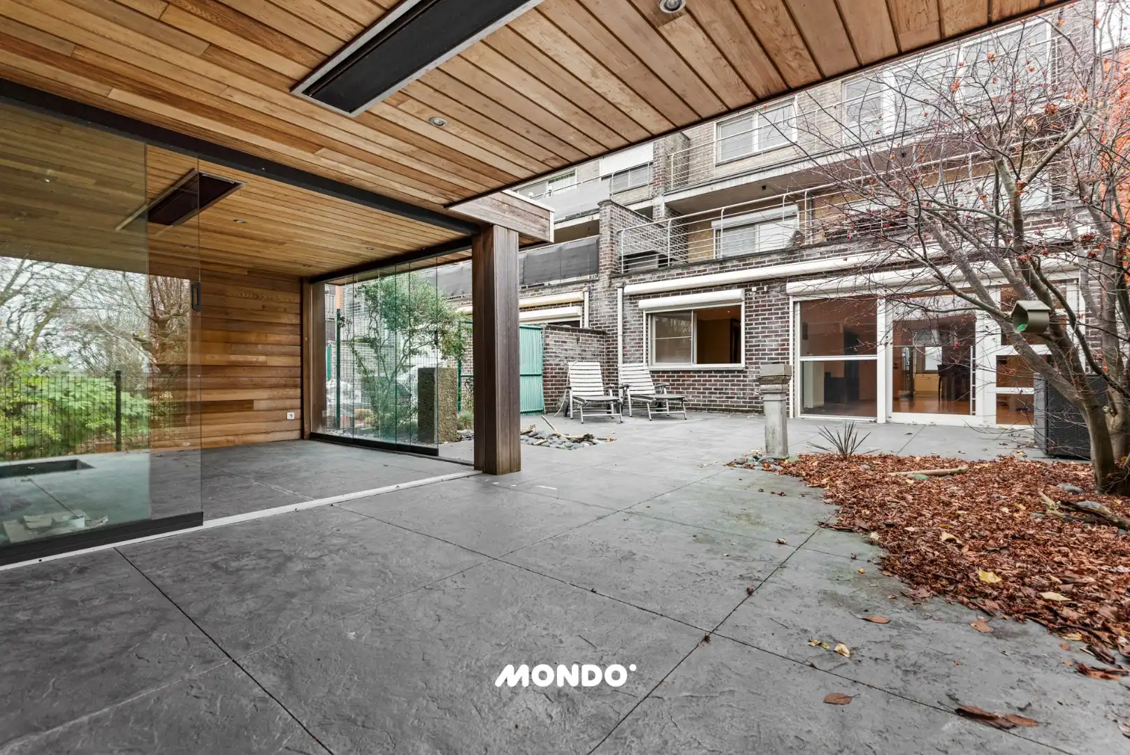 Gelijkvloers appartement met ruim terras en garage in Reet foto 15