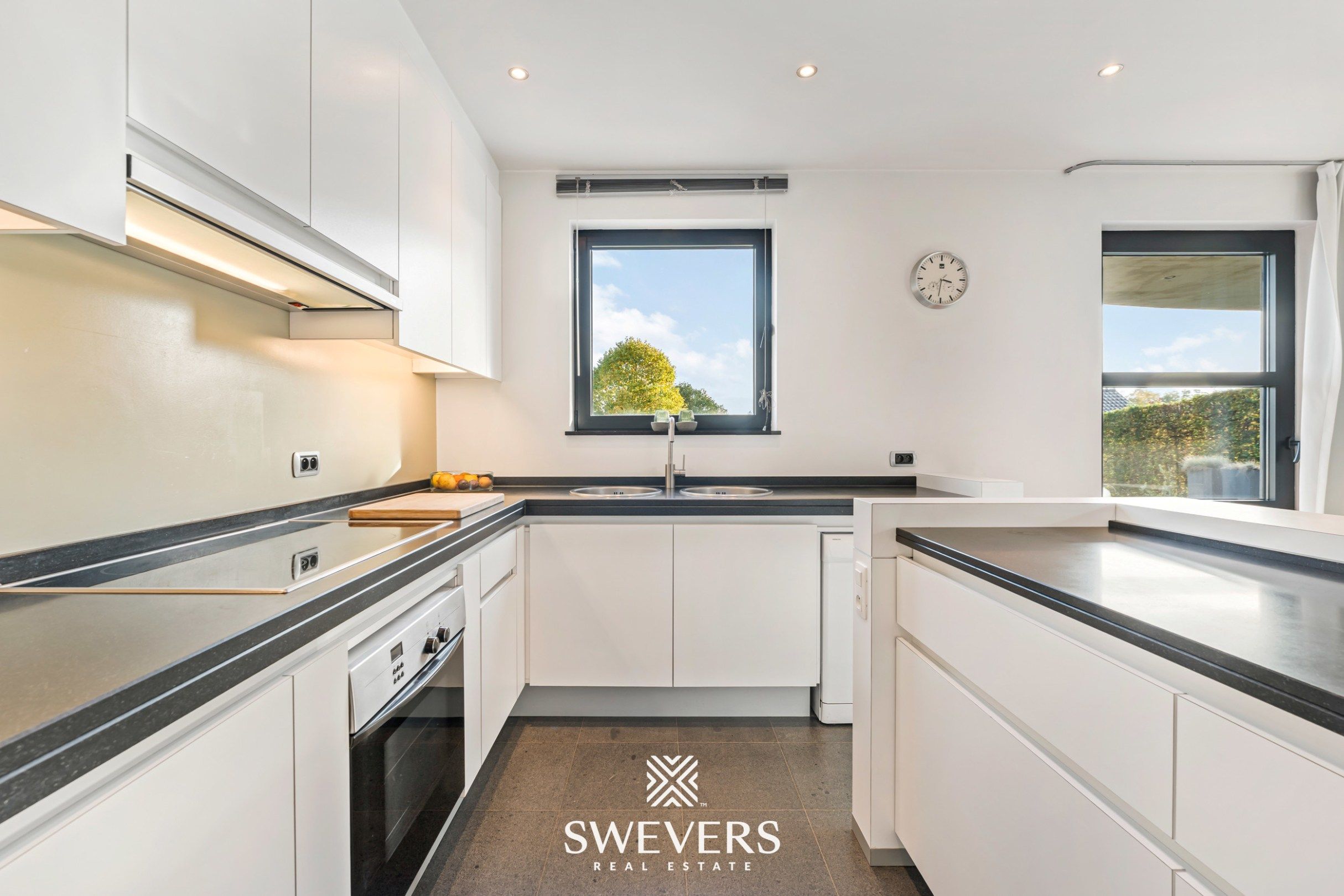 Gezinswoning met 4 slaapkamers op perceel van 18a 50ca foto 11