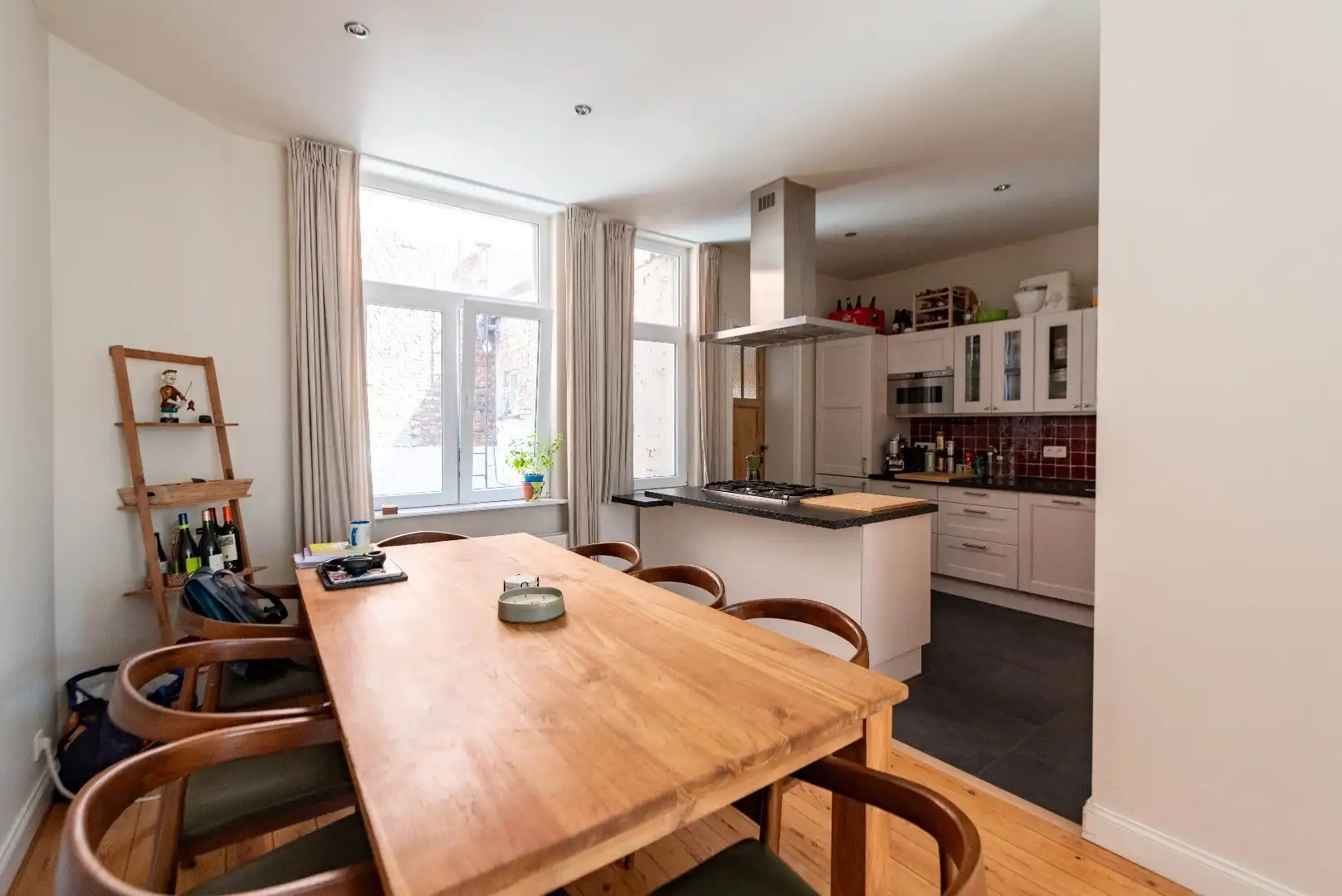 Charmante en veelzijdige woning met studio, 2 slaapkamers foto 10