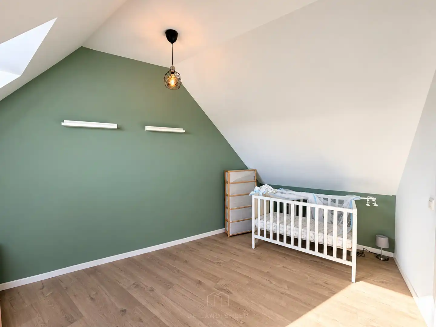 Ruim en lichtrijk duplexappartement van 129 m² met 2 slaapkamers en terras in Mariekerke foto 10