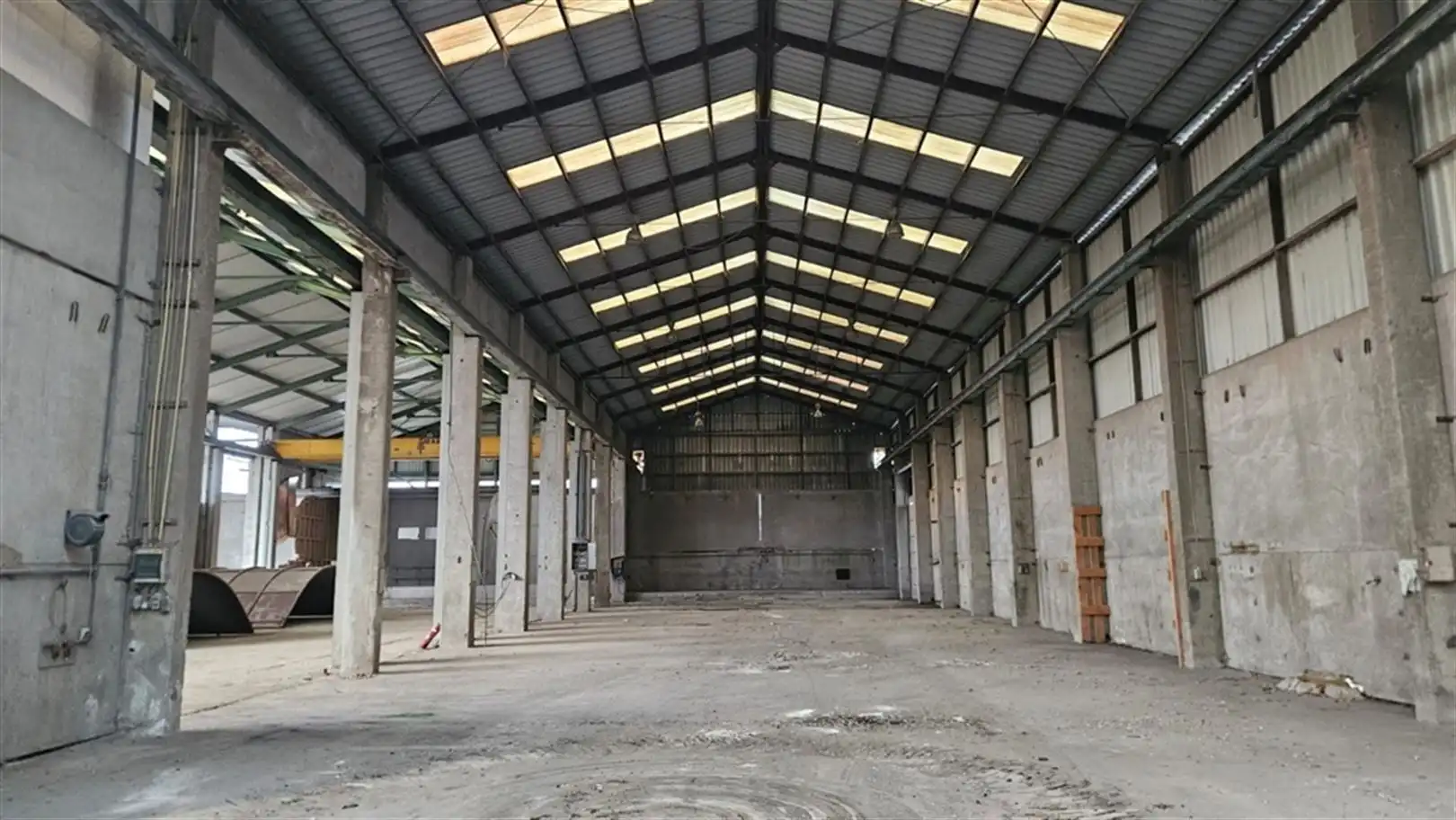 Te huur veelzijdig bedrijfsgebouw te Aalter foto 9