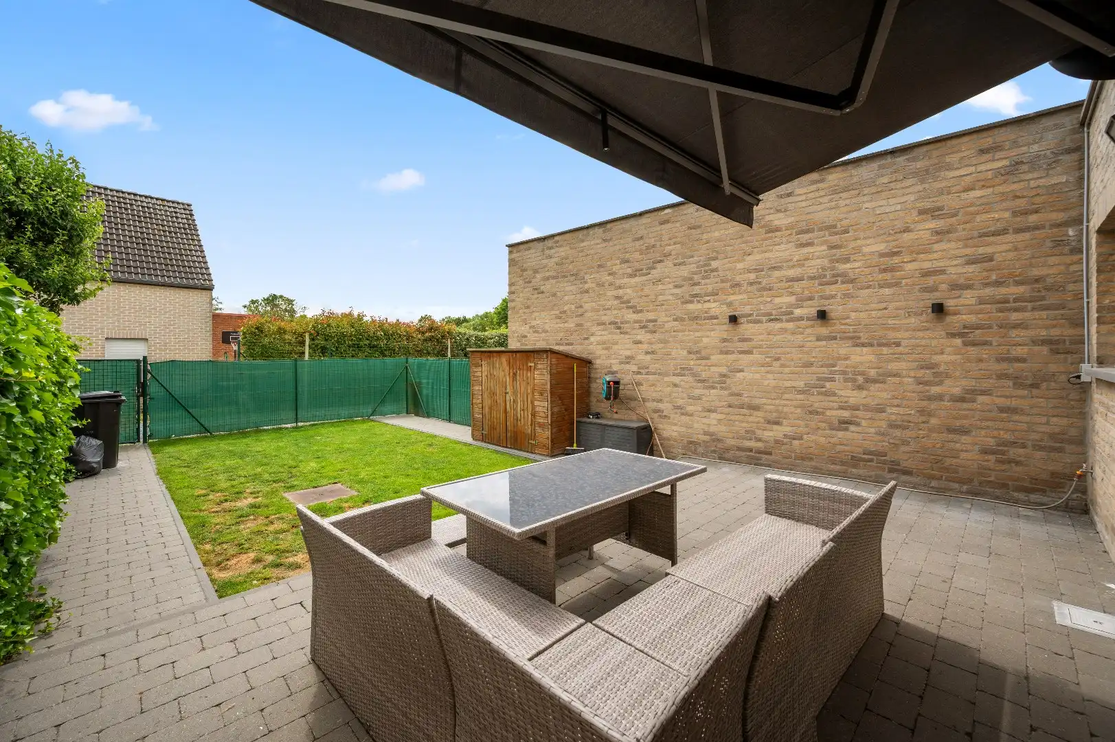 Mooie instapklare gezinswoning met moderne indeling en gezellige tuin foto 19