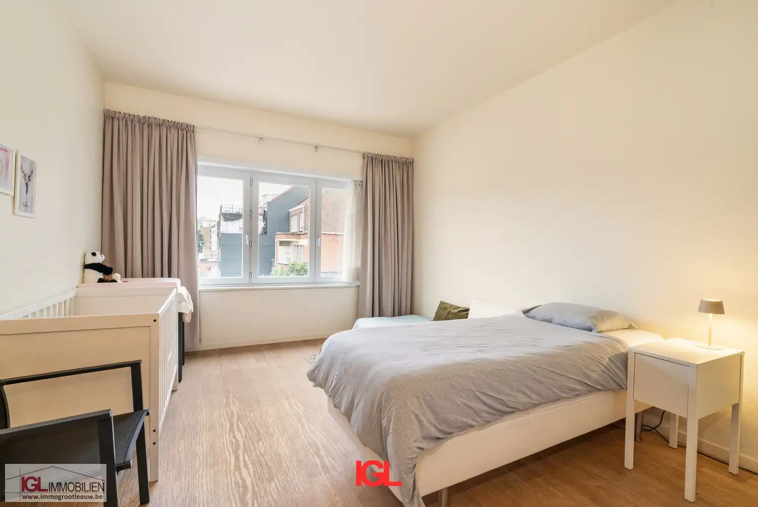 Instapklare gezinswoning met garage, tuin en terras in een rustige straat van Anderlecht foto 9