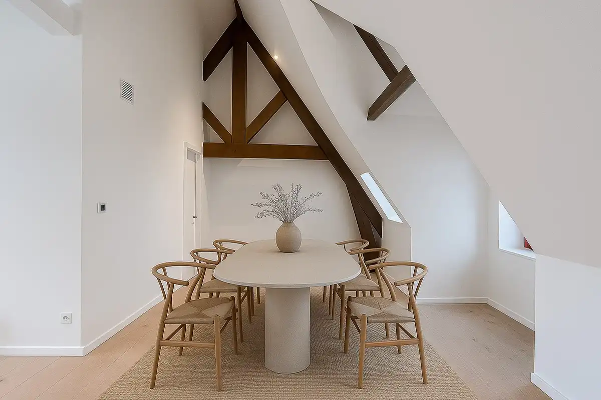 Sfeervol wonen te Brugge in een historisch gebouw foto 10