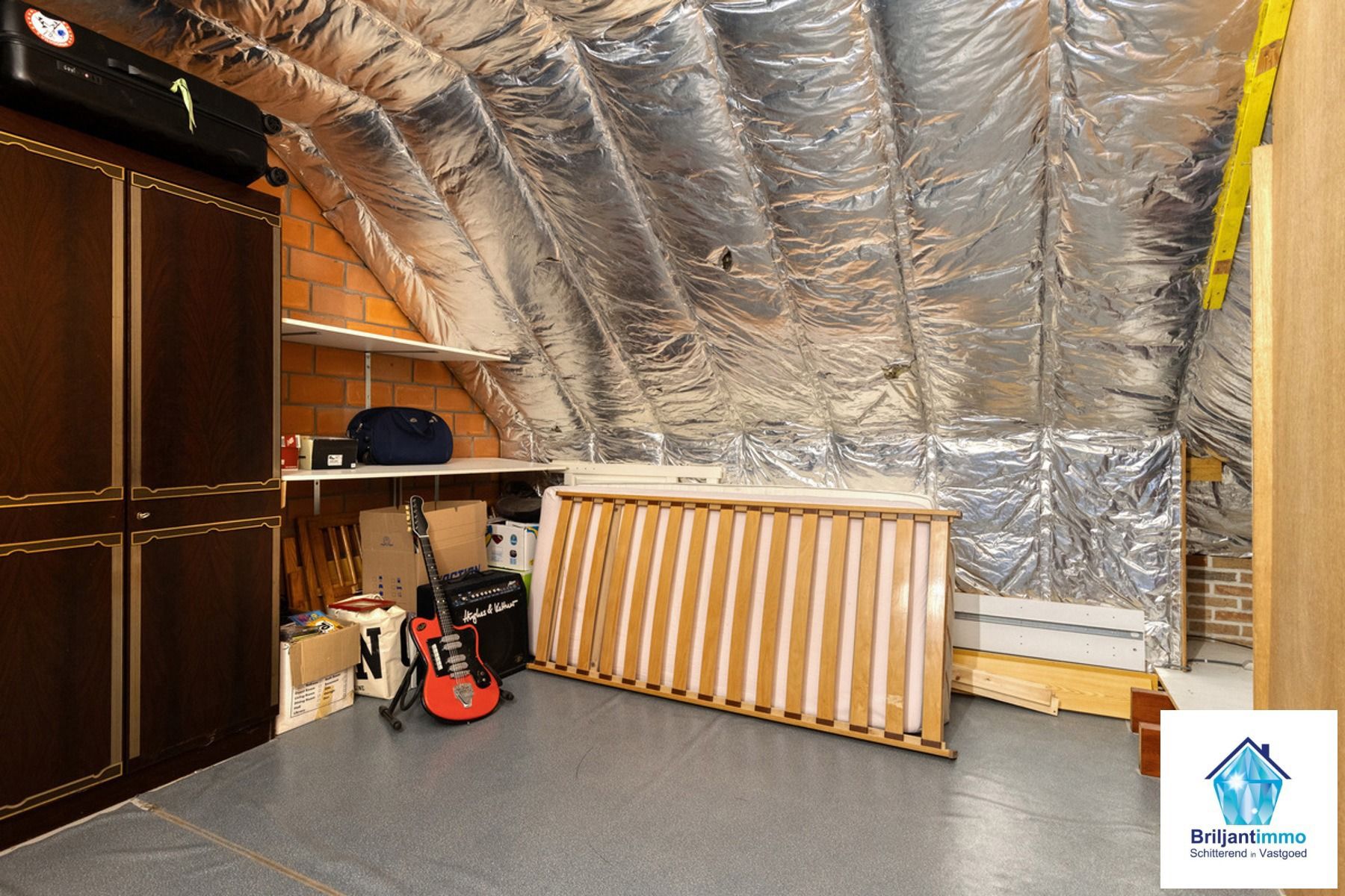 Halfopen bebouwing met veel ruimte op toplocatie foto 28
