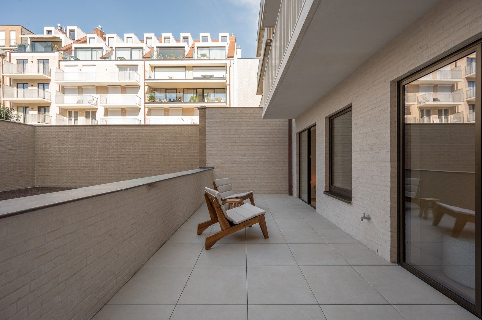Nieuwbouw appartement op een centrale ligging te Knokke, vlakbij het Zegemeer en op wandelafstand van het strand. foto 14
