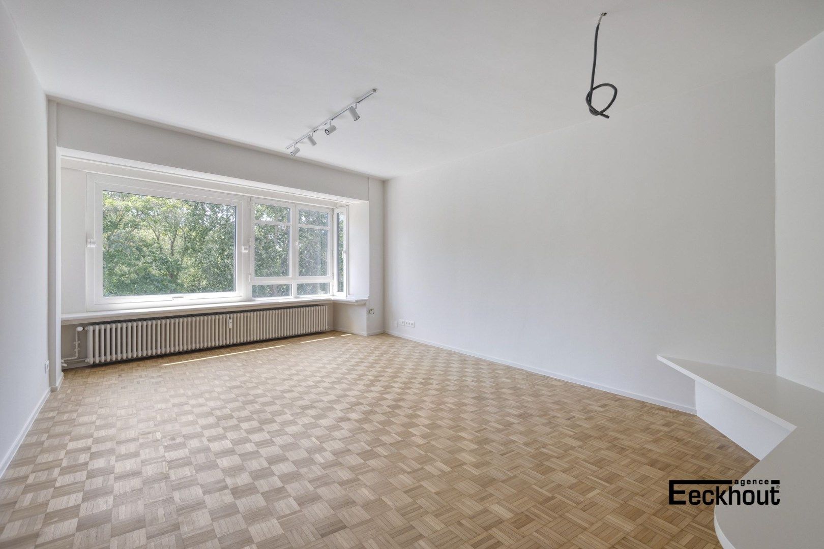 Ruim appartement in centrum Oostende met mooi open zicht op het Leopoldpark! foto 2