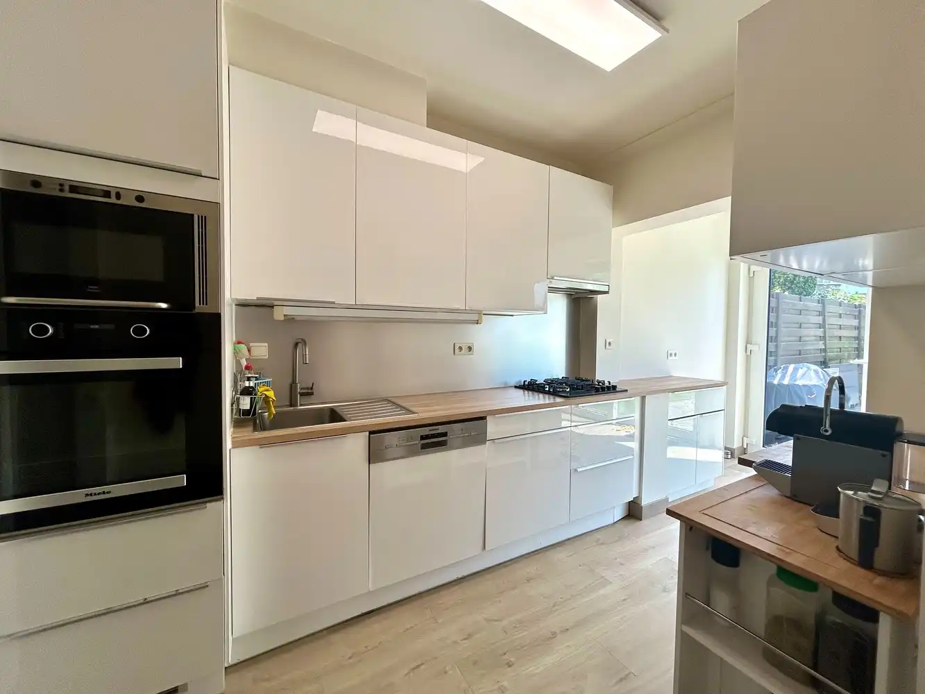 Instapklare, recent gerenoveerde woning op toplocatie in Egenhoven foto 7