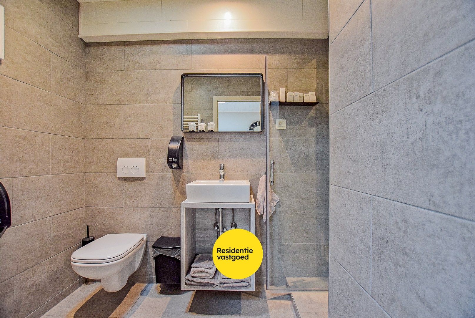 Gerenoveerde woning (2025) in winkelstraat van Nieuwpoort-stad op 161 m². foto 6