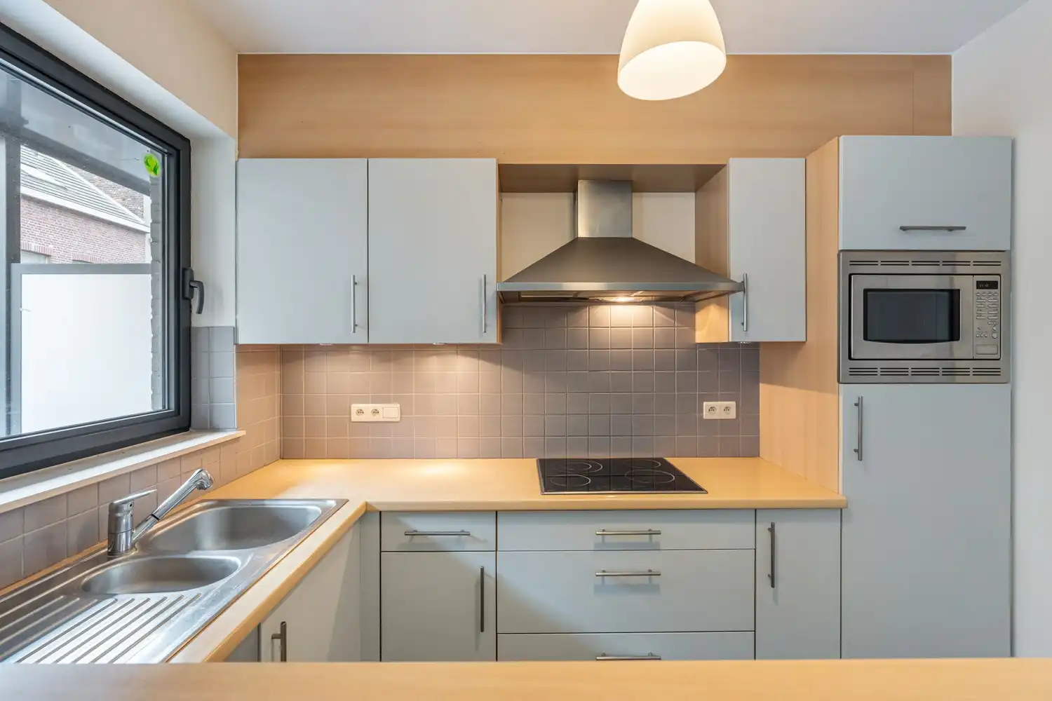 Centraal gelegen en energiezuinig(B-label) appartement met 2 slaapkamers, een terras en een kelder nabij het UZ Gasthuisberg te Leuven! foto 7