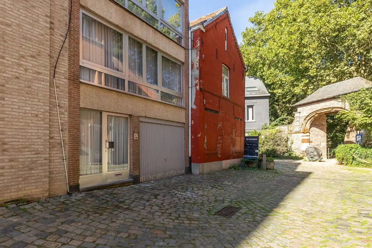 Stadswoning met inpandige garage in het centrum van Aarschot foto 24
