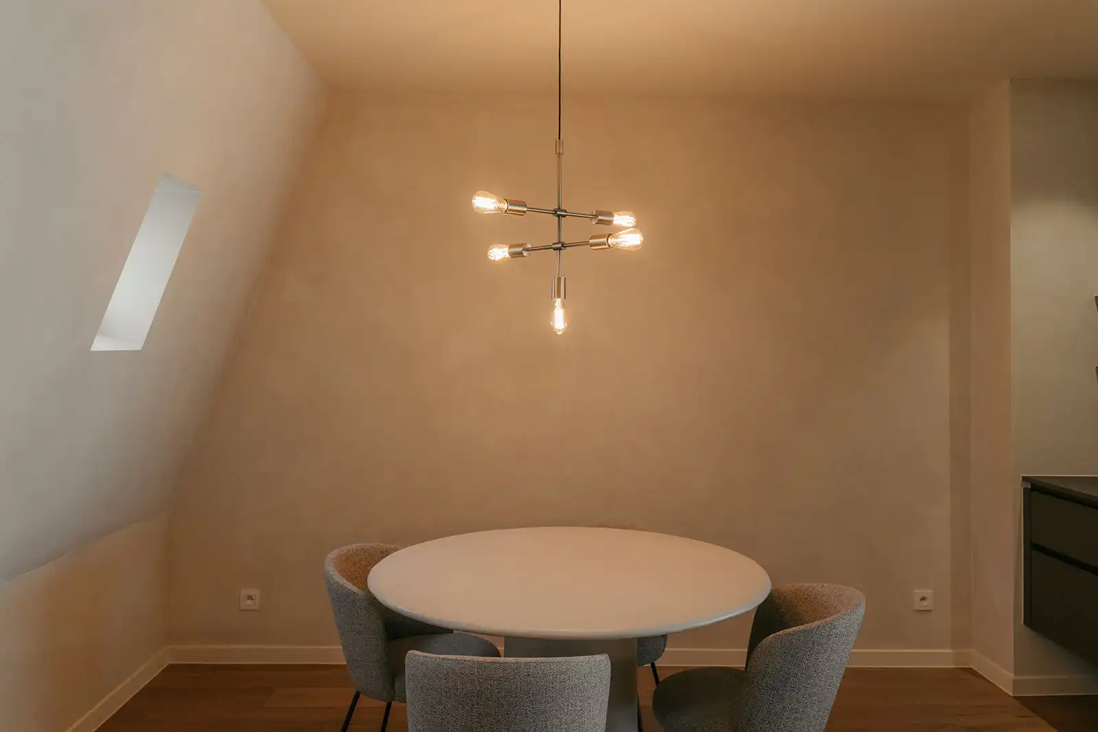 Penthouse op gelijke hoogte en uitzicht op de steigerende paarden van het Koninklijk Museum van Schone Kunsten foto 6