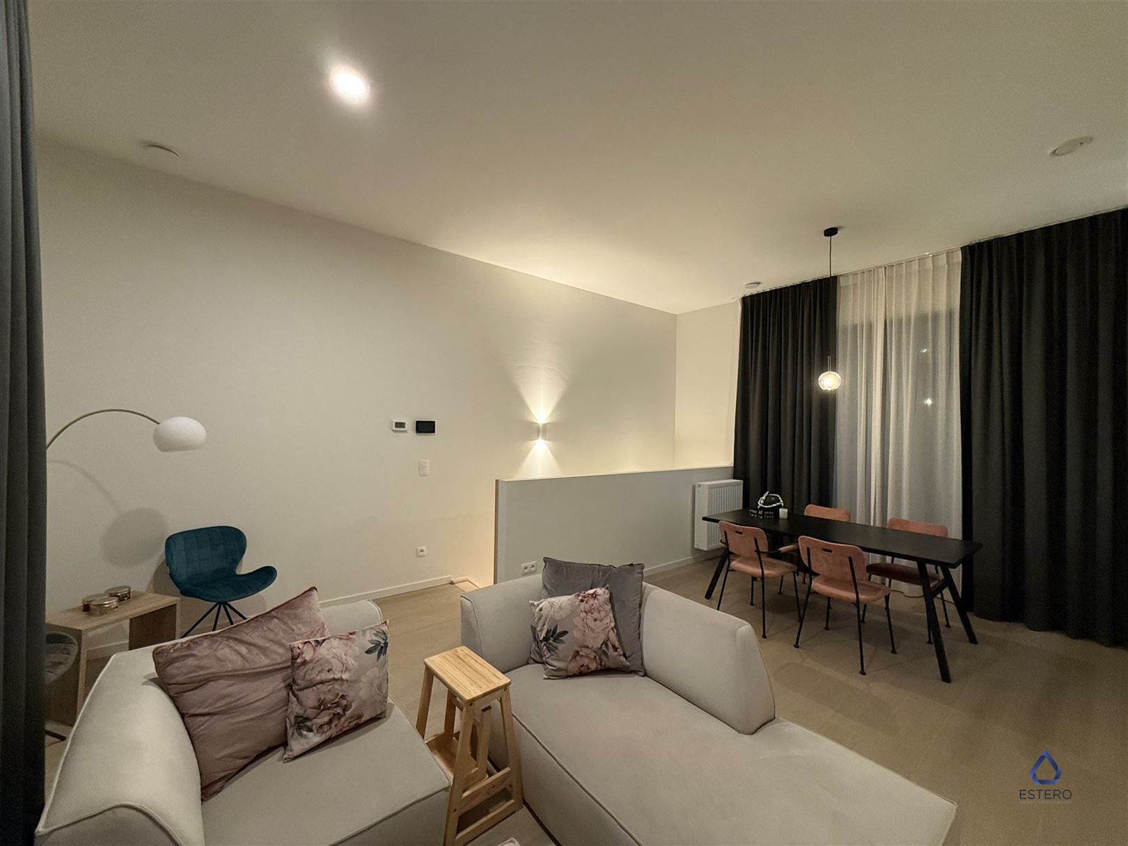 Nieuwbouwwoning op een topligging in Zurenborg foto 16